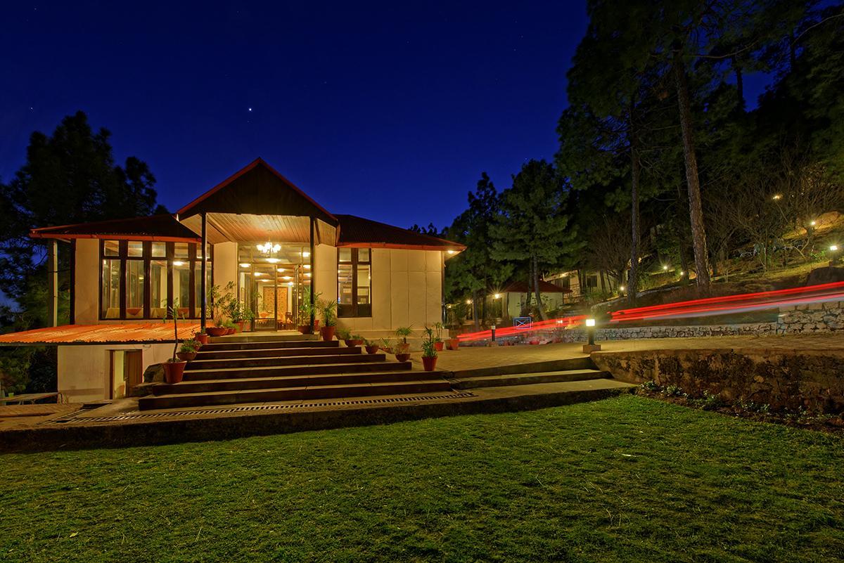 Arcadian Blue Pines Hotel Murree Eksteriør billede
