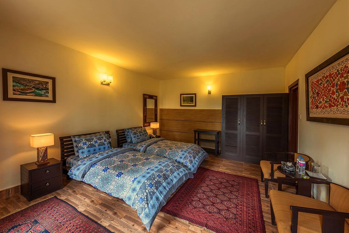 Arcadian Blue Pines Hotel Murree Eksteriør billede