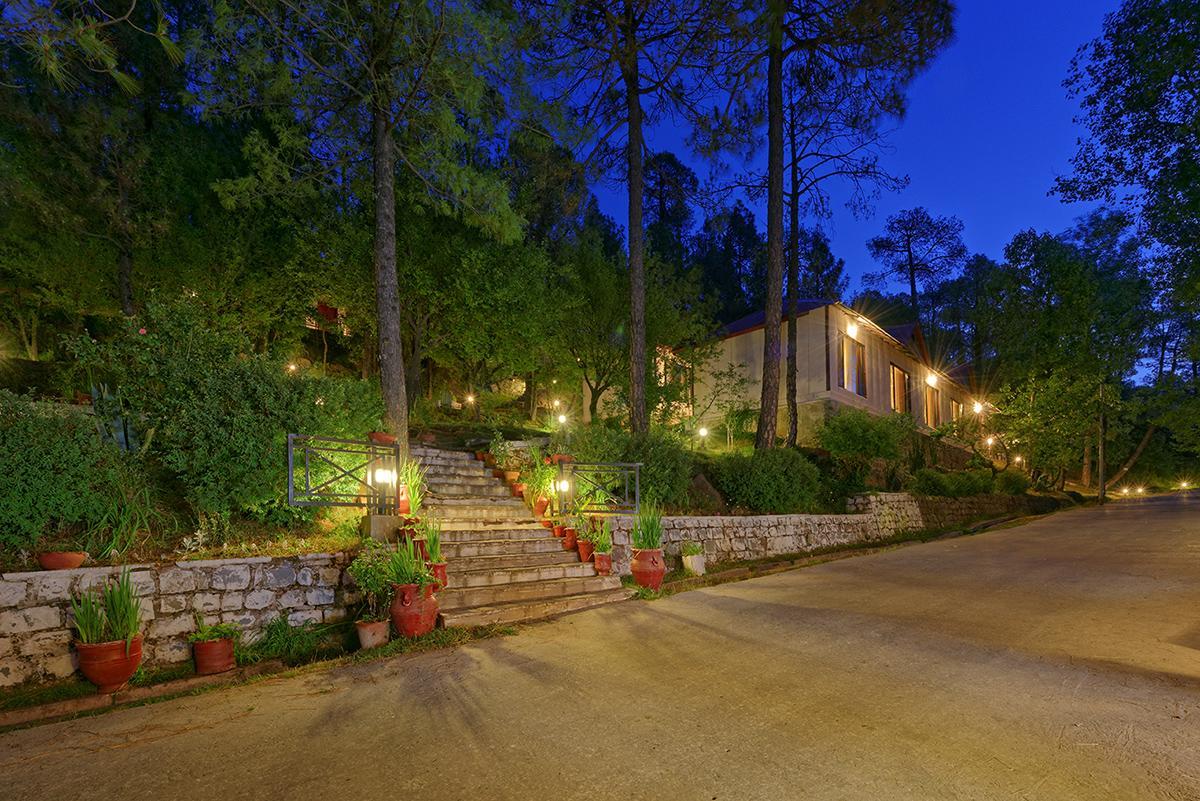 Arcadian Blue Pines Hotel Murree Eksteriør billede