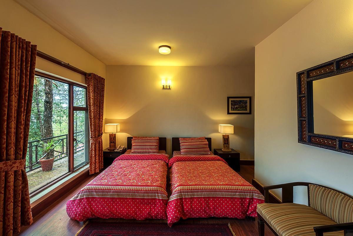 Arcadian Blue Pines Hotel Murree Eksteriør billede